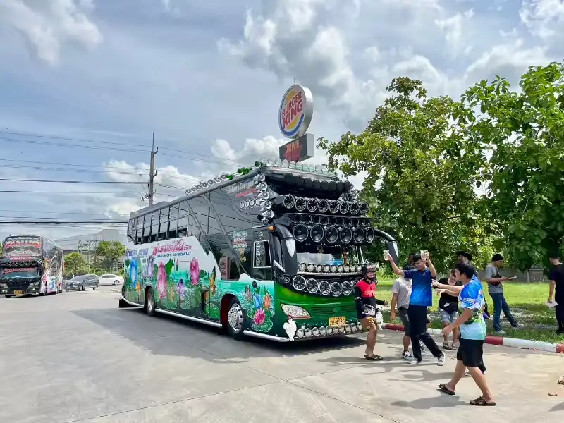 รถรับส่งพนักงานสมุทรปราการ