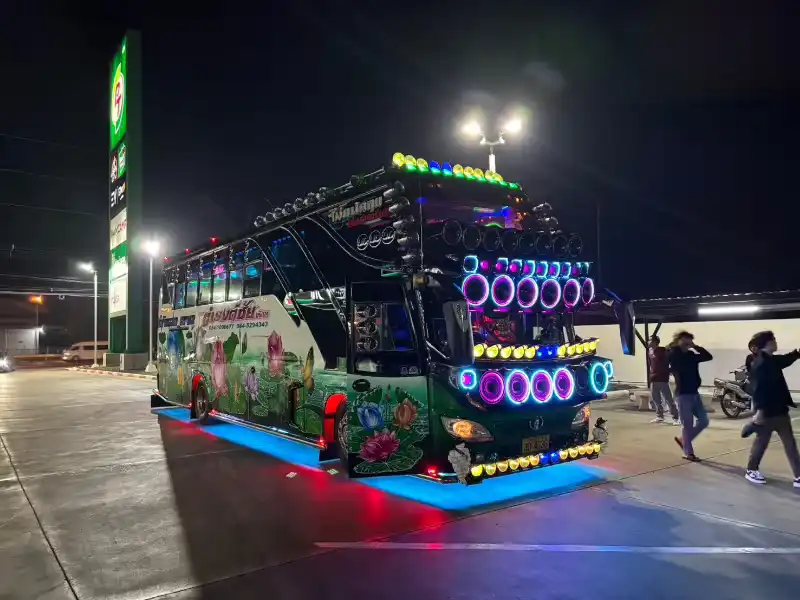 รถรับส่งพนักงานสมุทรปราการ